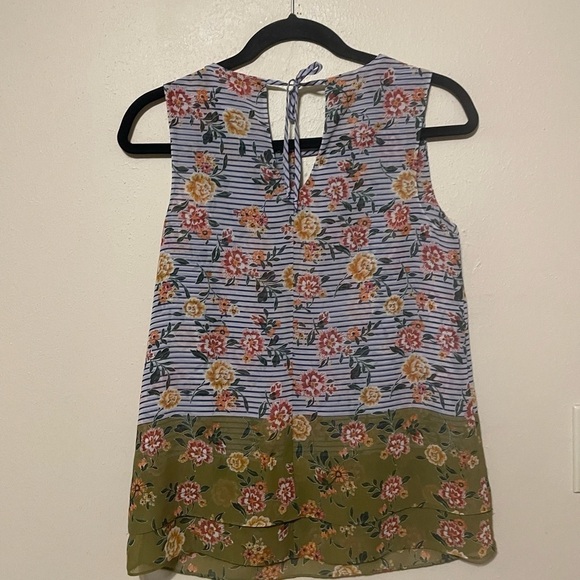 CAbi 5354 Penelope Floral Tank Top‎ Size XS - Picture 7 of 8